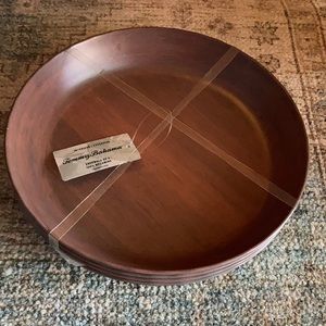 Tommy Bahama Indoor Outdoor Wood Grain Melamine Deep Dish Plates